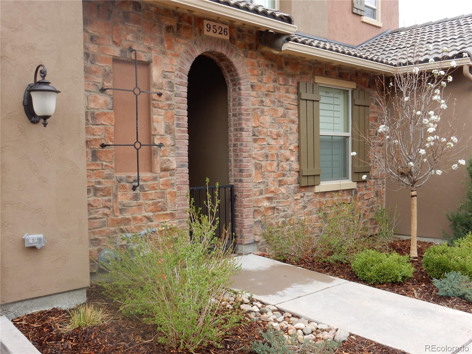 9526 Firenze Way Highlands Ranch, CO 80126 - Photo 1 of 35