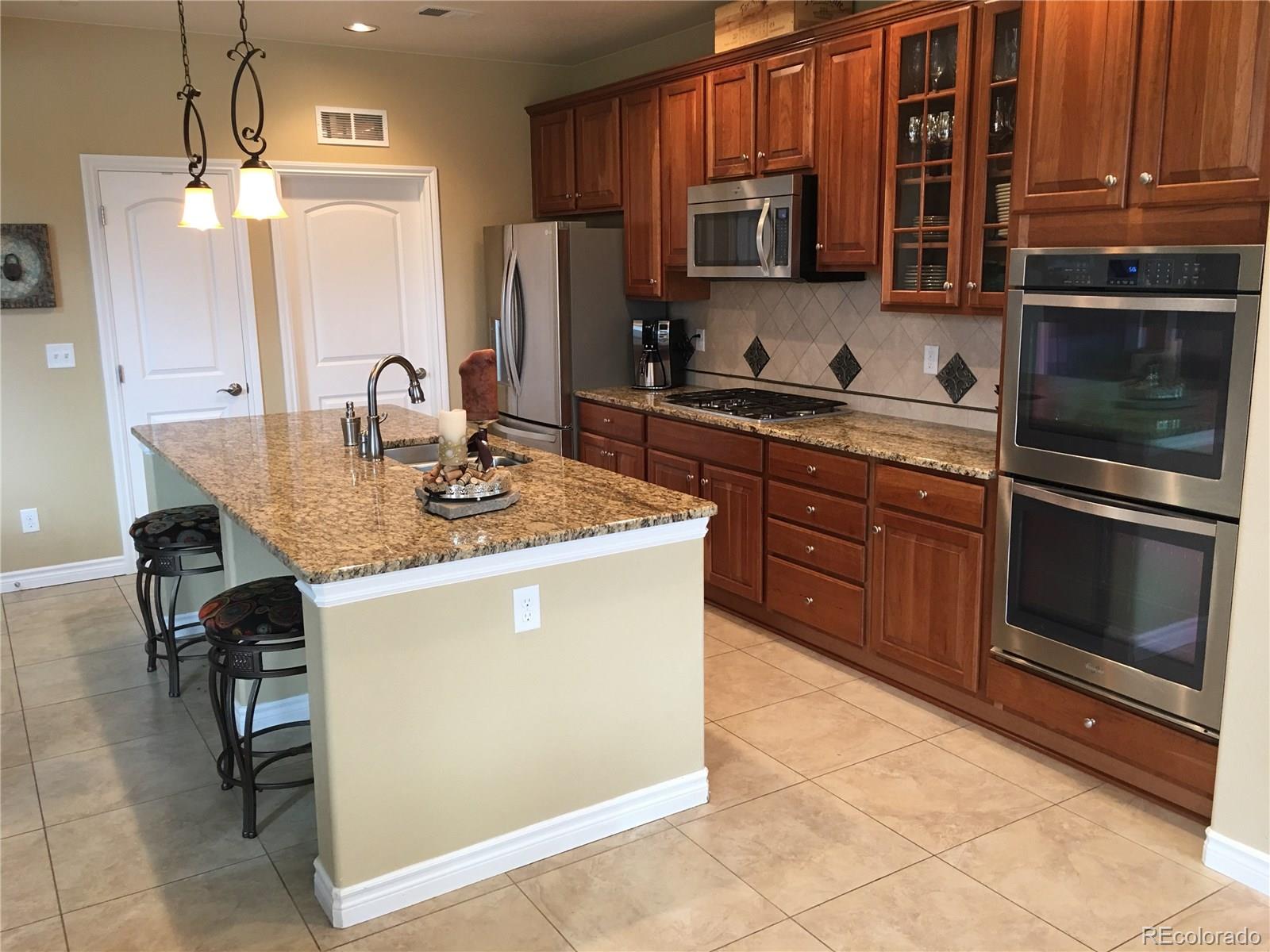 9526 Firenze Way Highlands Ranch, CO 80126 - Photo 8 of 35