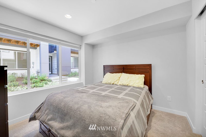 23630 6th Avenue Southeast, Unit D Bothell, WA 98021 - Photo 25 of 36