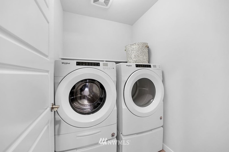 23630 6th Avenue Southeast, Unit D Bothell, WA 98021 - Photo 31 of 36