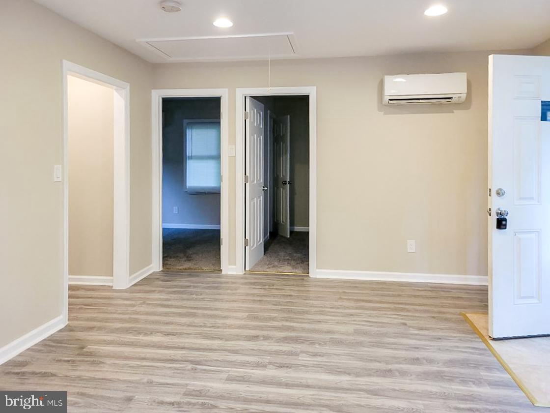 4 Oliver Road Landing, NJ 07850 - Photo 5 of 24