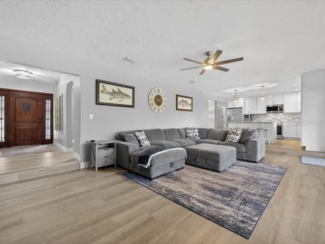 $775,000 | 6349 Spanish Main Drive, Apollo Beach, FL 33572