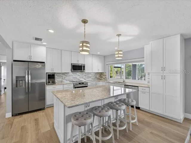 $775,000 | 6349 Spanish Main Drive, Apollo Beach, FL 33572