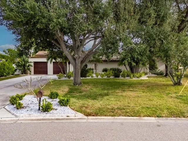 $775,000 | 6349 Spanish Main Drive, Apollo Beach, FL 33572