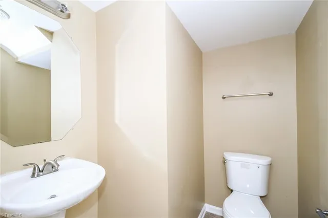 $1,715 | 140 Denby Drive, Winston-Salem, NC 27107