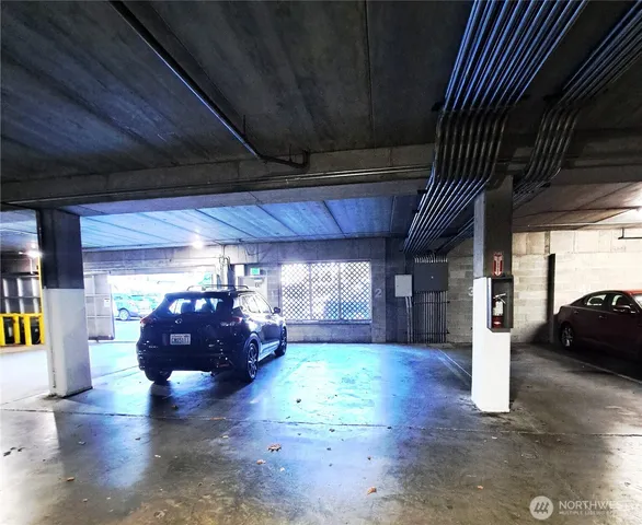 $1,500 | 13717 Linden Avenue North, Unit 215, Seattle, WA 98133