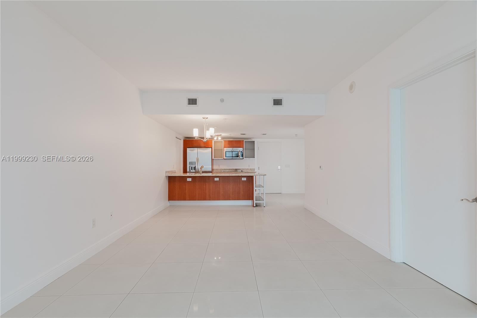 185 Southwest 7th Street, Unit 2007 Miami, FL 33130 - Photo 11 of 23 Gallery Image 11