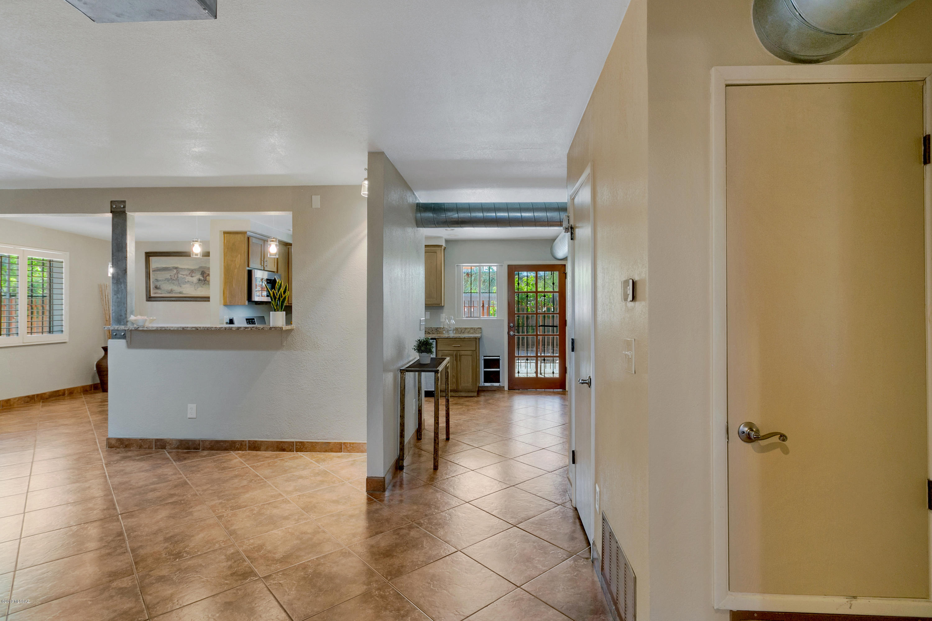 2125 Tanglewood Drive Tucson, AZ 85745 - Photo 3 of 24