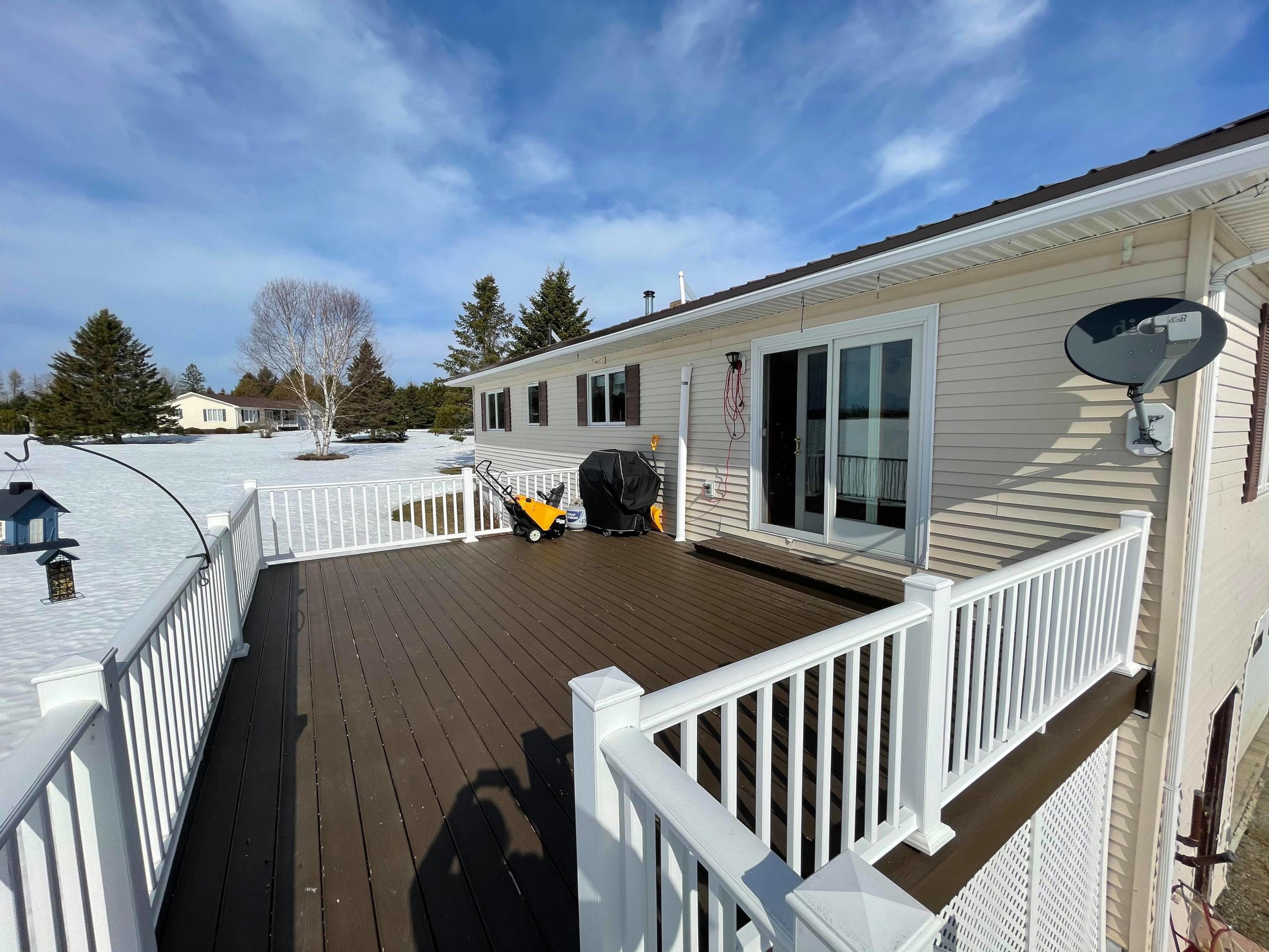 630 State Road Mapleton, ME 04757 - Photo 32 of 39 16x20 Deck