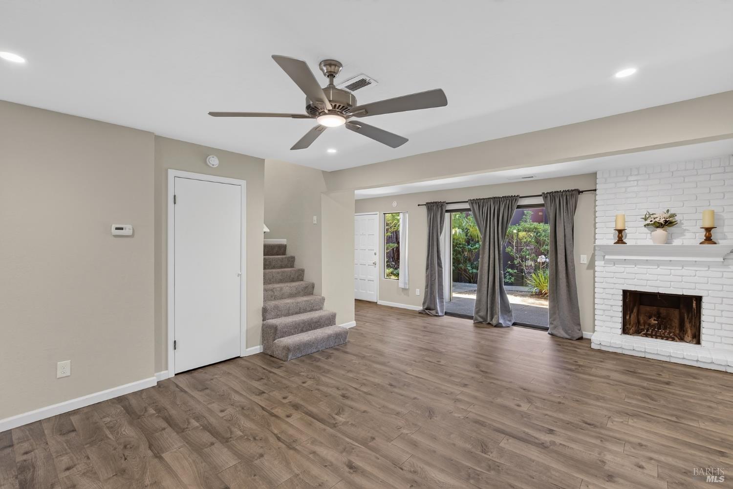 218 Los Alamos Road Santa Rosa, CA 95409 - Photo 13 of 48