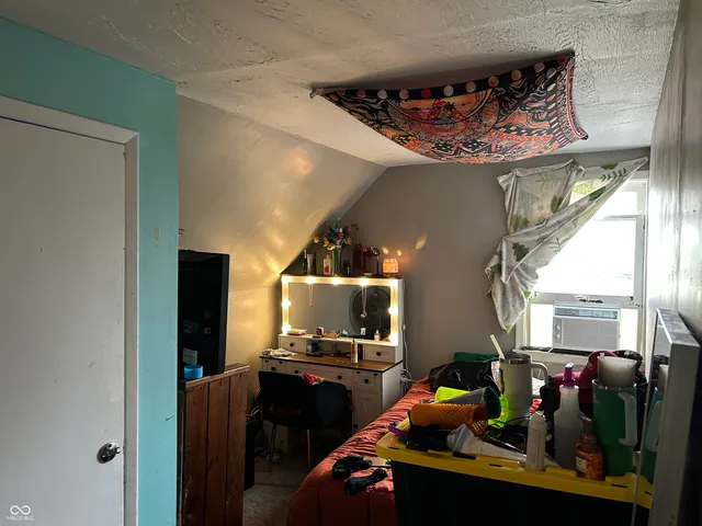 $195,000 | 389 West Poston Road, Martinsville, IN 46151