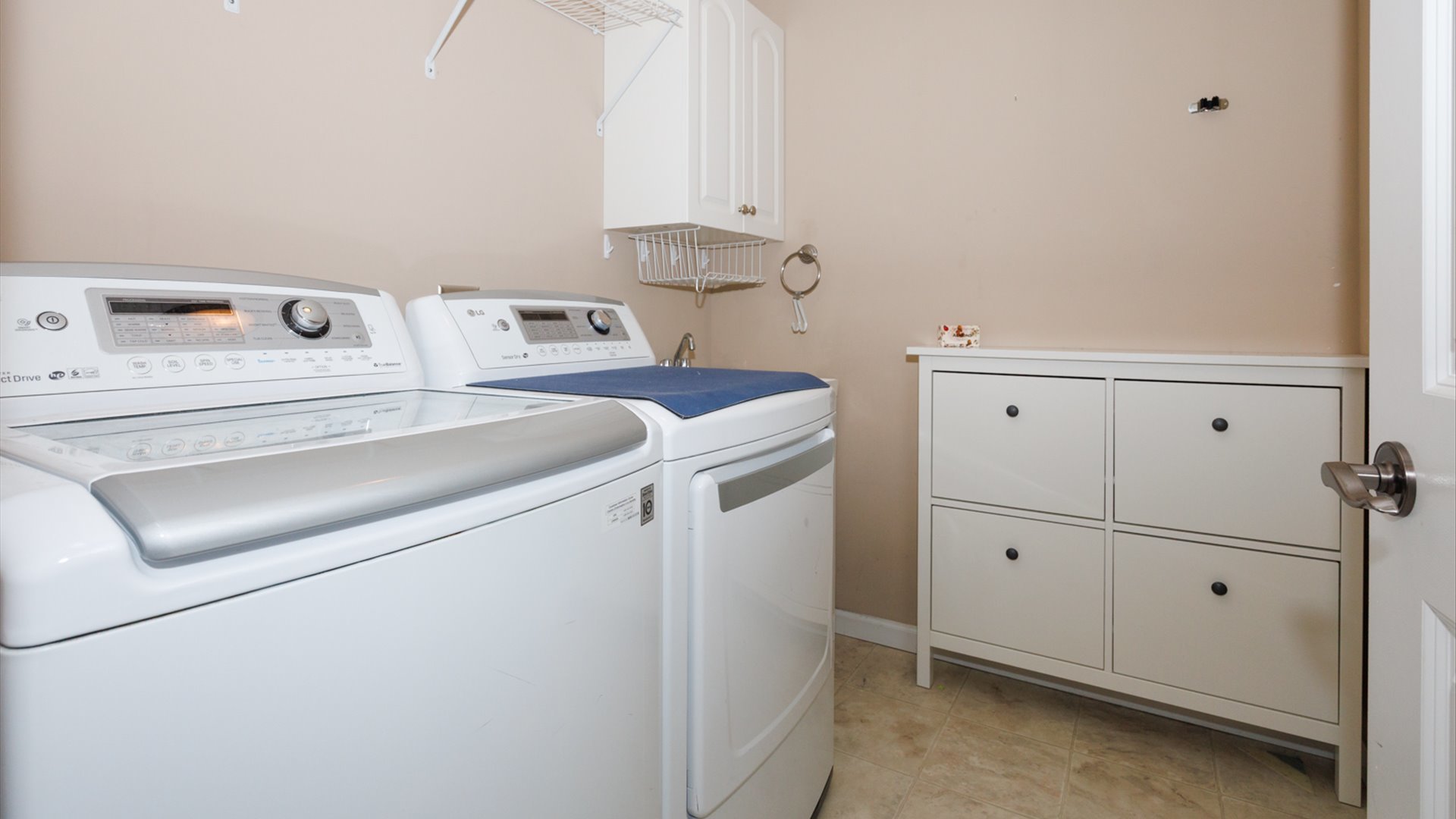 1170 Lynx Lane Normal, IL 61761 - Photo 18 of 46 a utility room with dryer and washer