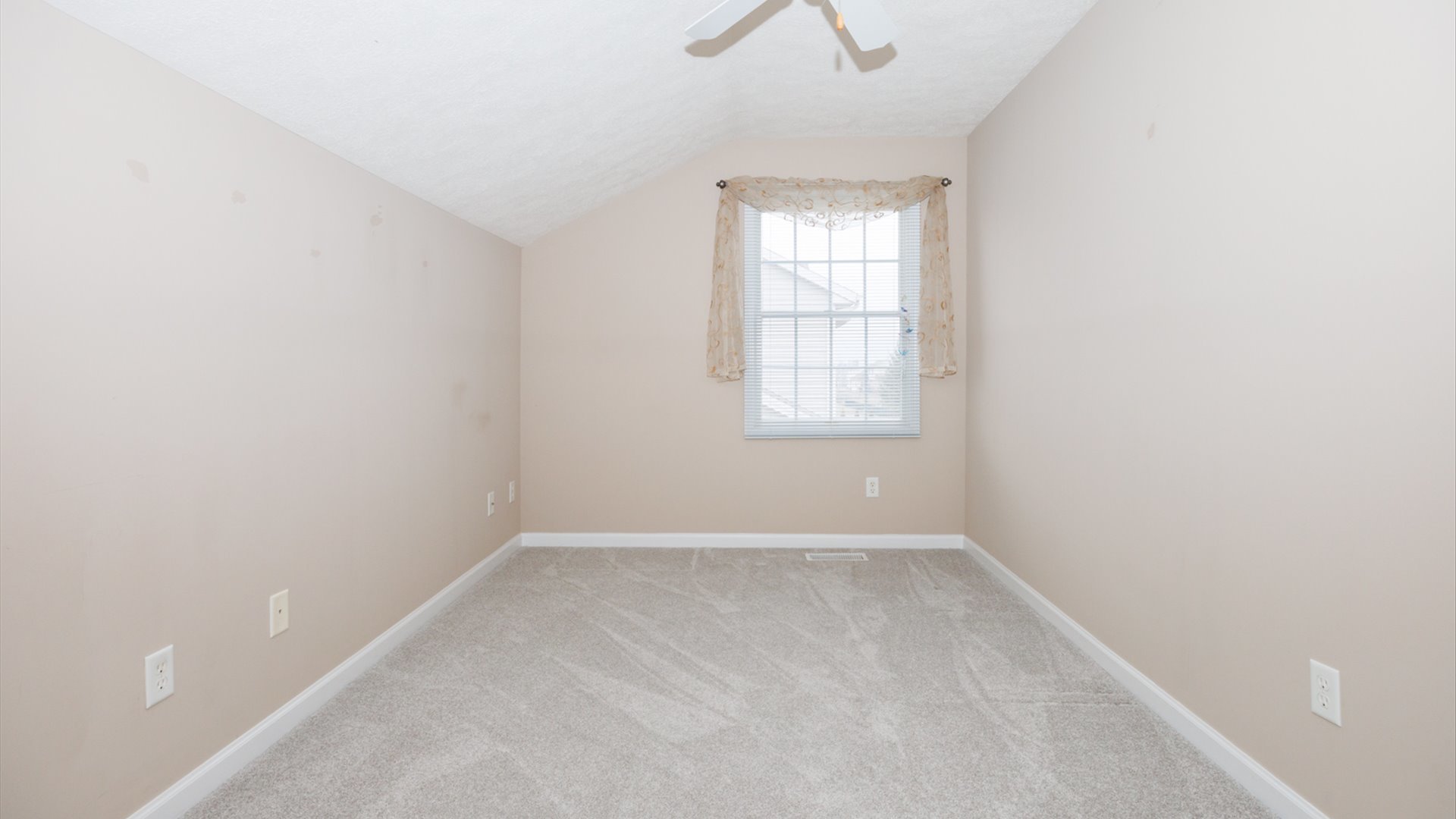1170 Lynx Lane Normal, IL 61761 - Photo 35 of 46 an empty room with windows