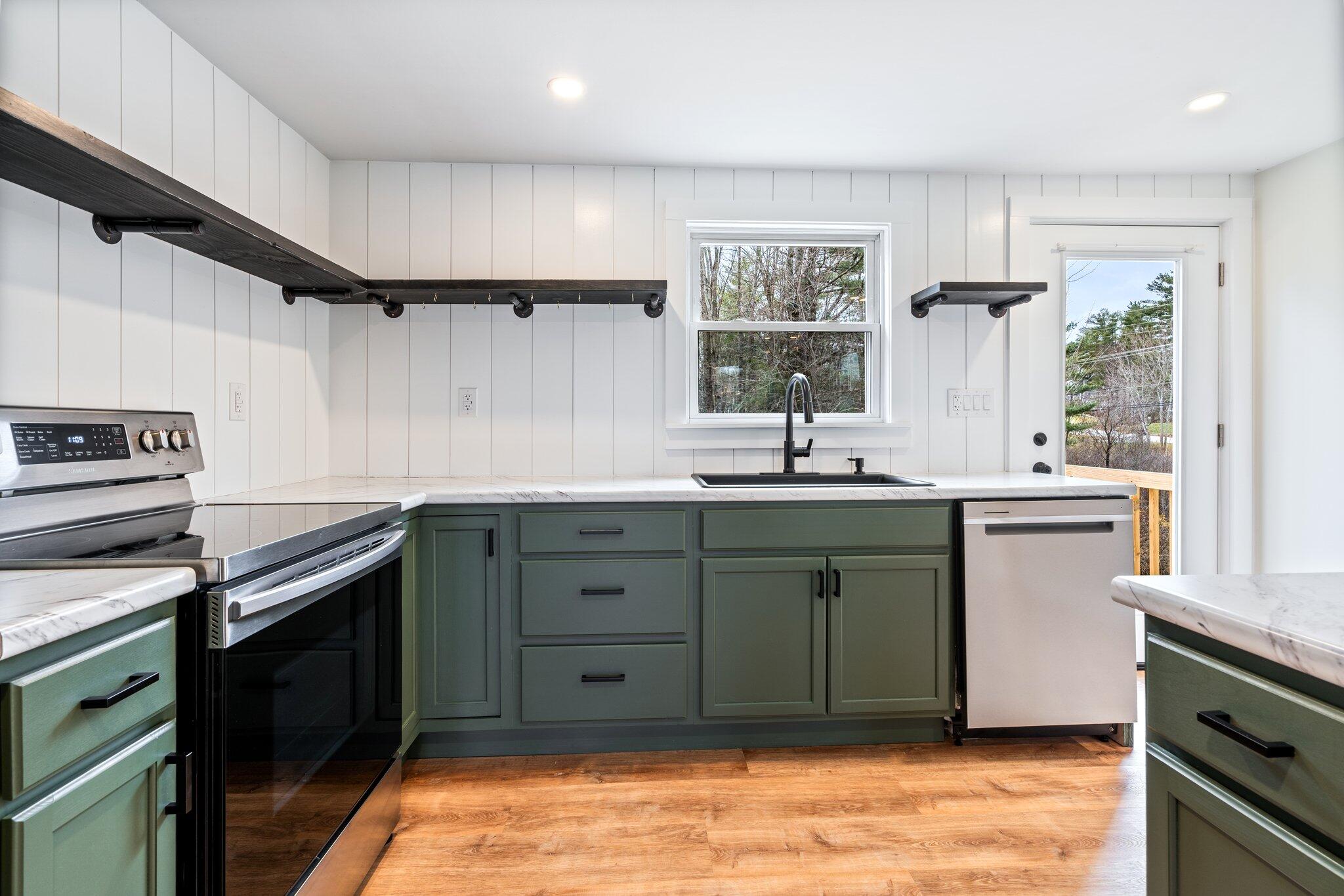 28 Broadturn Road Scarborough, ME 04074 - Photo 16 of 62 18-web-or-mls-DSC07377