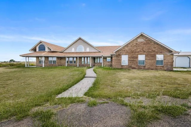 $589,900 | 915 South Tignor Street, Pampa, TX 79065