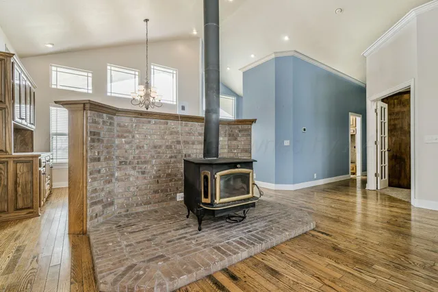 $589,900 | 915 South Tignor Street, Pampa, TX 79065