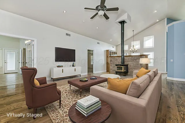 $589,900 | 915 South Tignor Street, Pampa, TX 79065