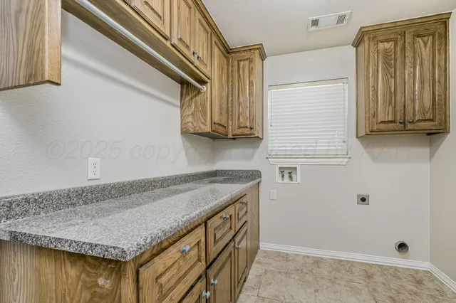 $589,900 | 915 South Tignor Street, Pampa, TX 79065