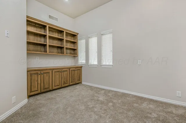 $589,900 | 915 South Tignor Street, Pampa, TX 79065