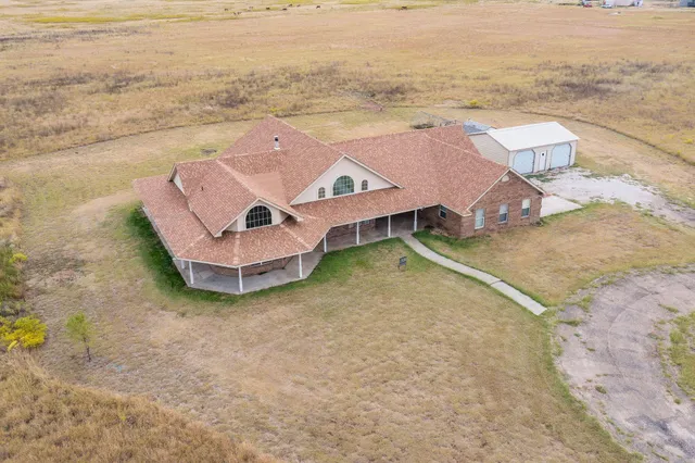 $589,900 | 915 South Tignor Street, Pampa, TX 79065