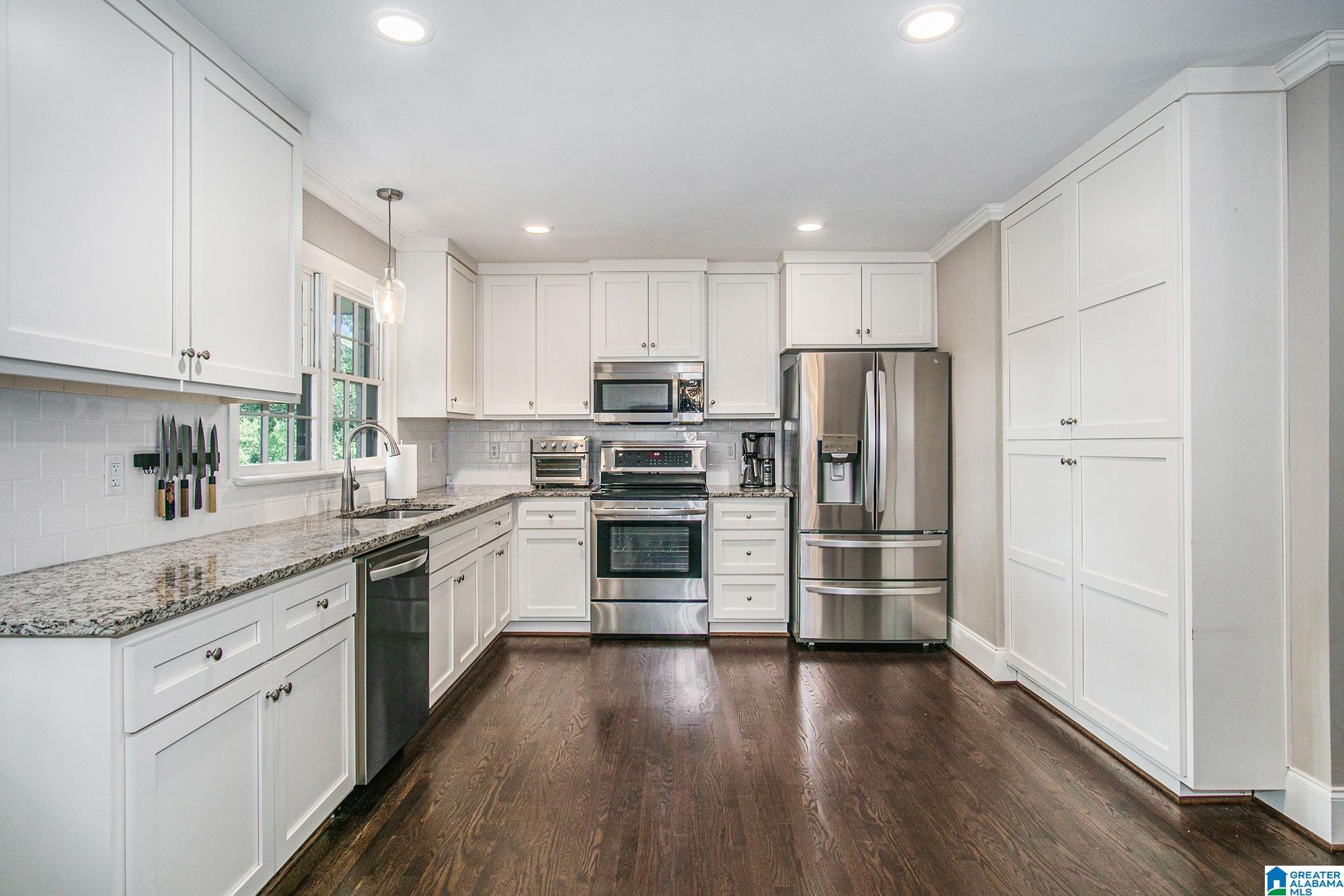 1404 Overwood Road Birmingham, AL 35222 - Photo 11 of 36