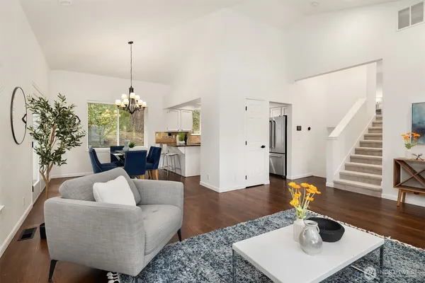 $1,200,000 | 9215 Odin Way, Bothell, WA 98011