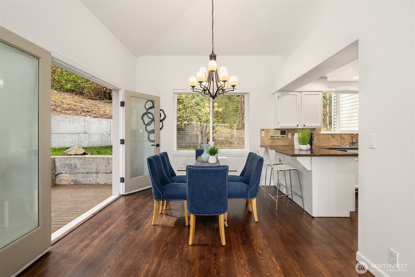 9215 Odin Way Bothell, WA 98011 - Photo 12 of 36