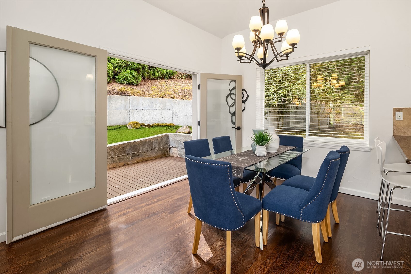 9215 Odin Way Bothell, WA 98011 - Photo 14 of 36