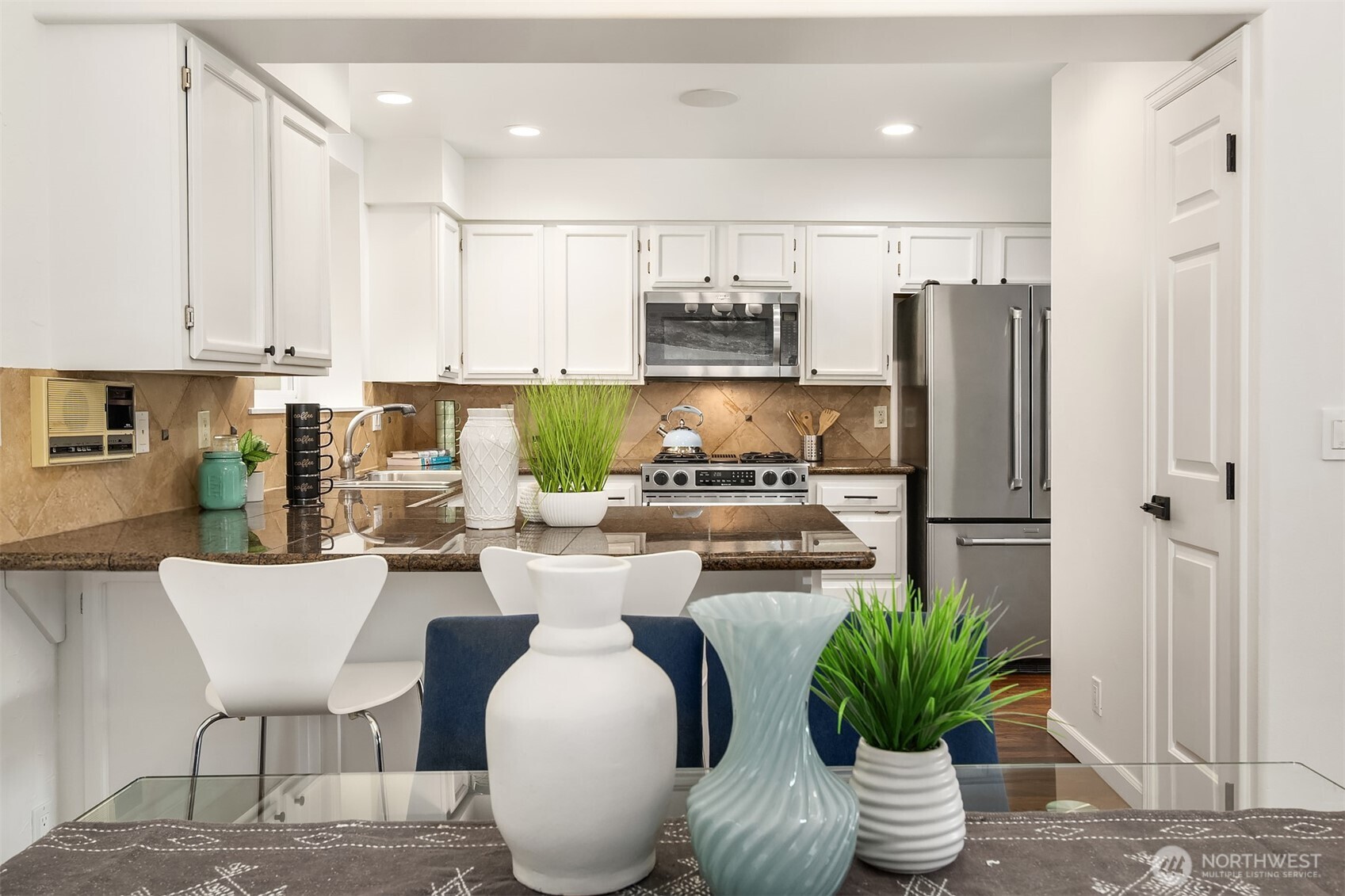 9215 Odin Way Bothell, WA 98011 - Photo 16 of 36