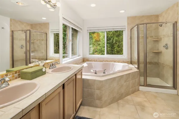 $1,200,000 | 9215 Odin Way, Bothell, WA 98011