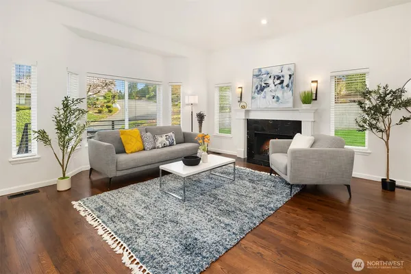 $1,200,000 | 9215 Odin Way, Bothell, WA 98011