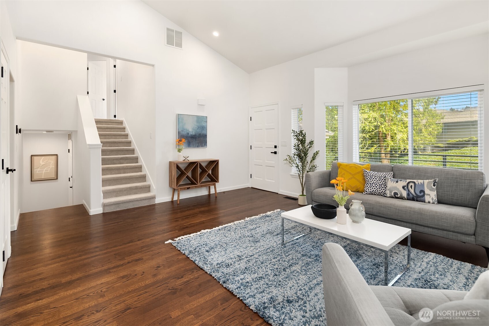 9215 Odin Way Bothell, WA 98011 - Photo 10 of 36