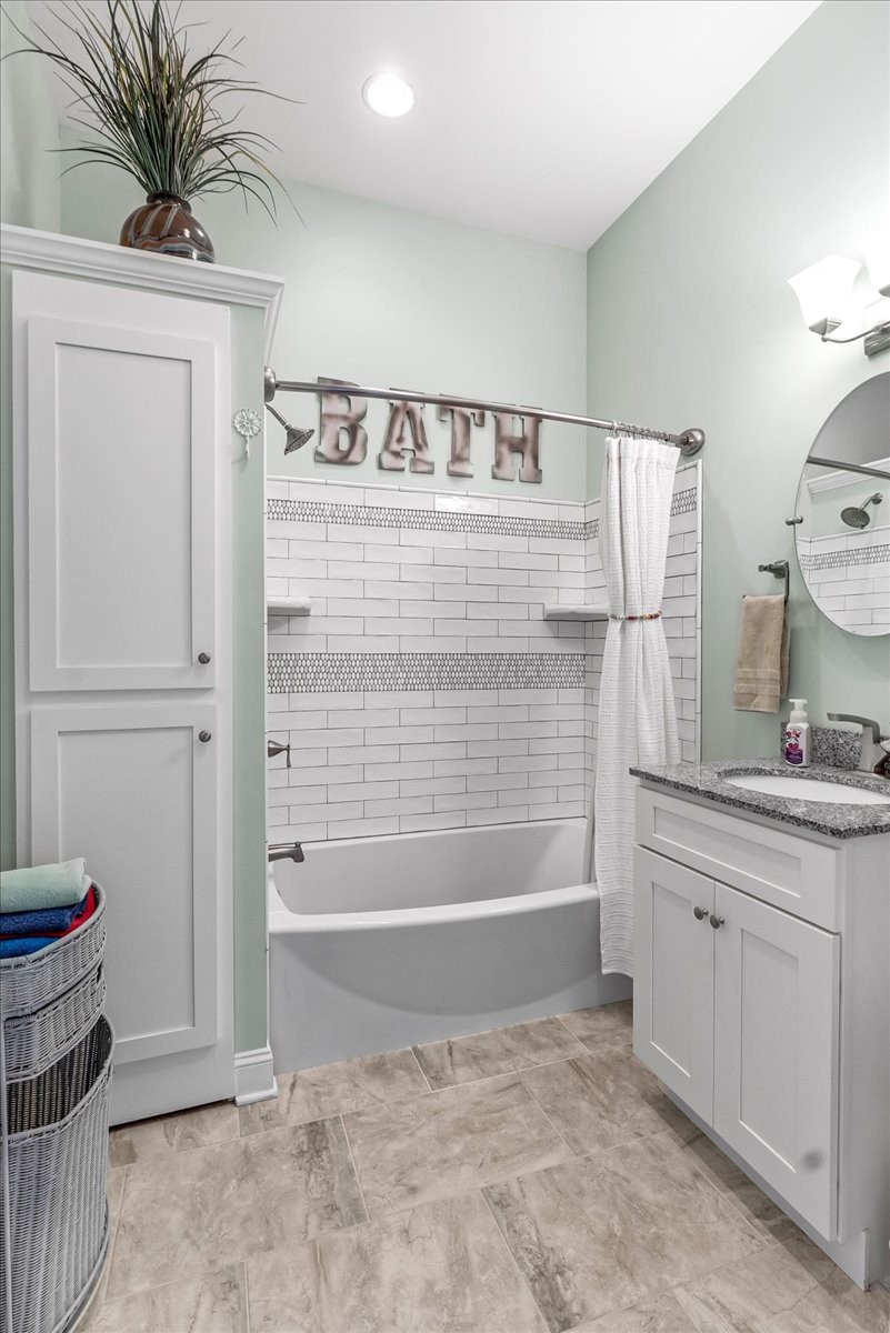 190 Stonegate Drive Smithville, TN 37166 - Photo 44 of 71 a bathroom with a shower and a sink