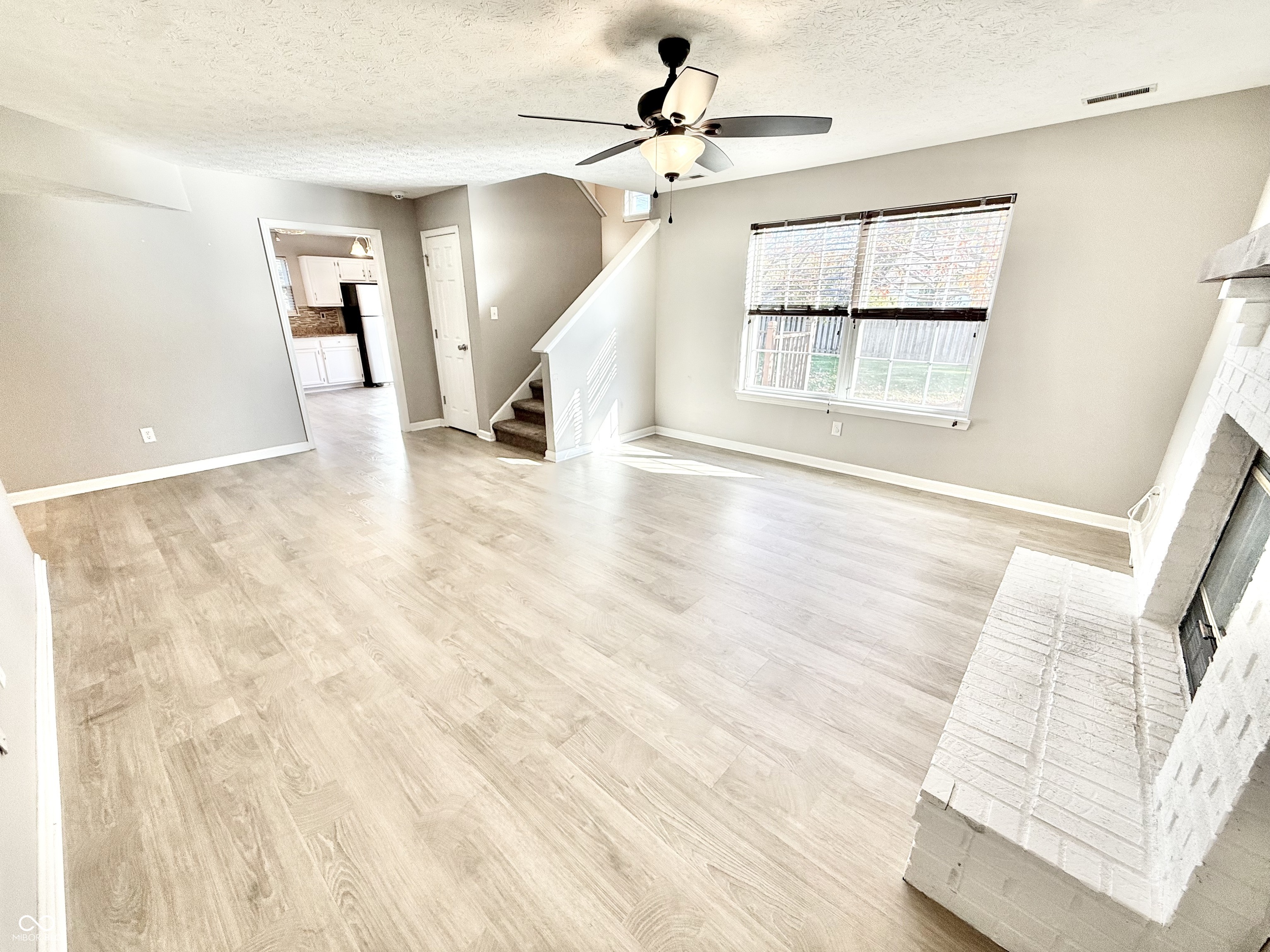 12959 Shandon Lane Fishers, IN 46038 - Photo 12 of 33