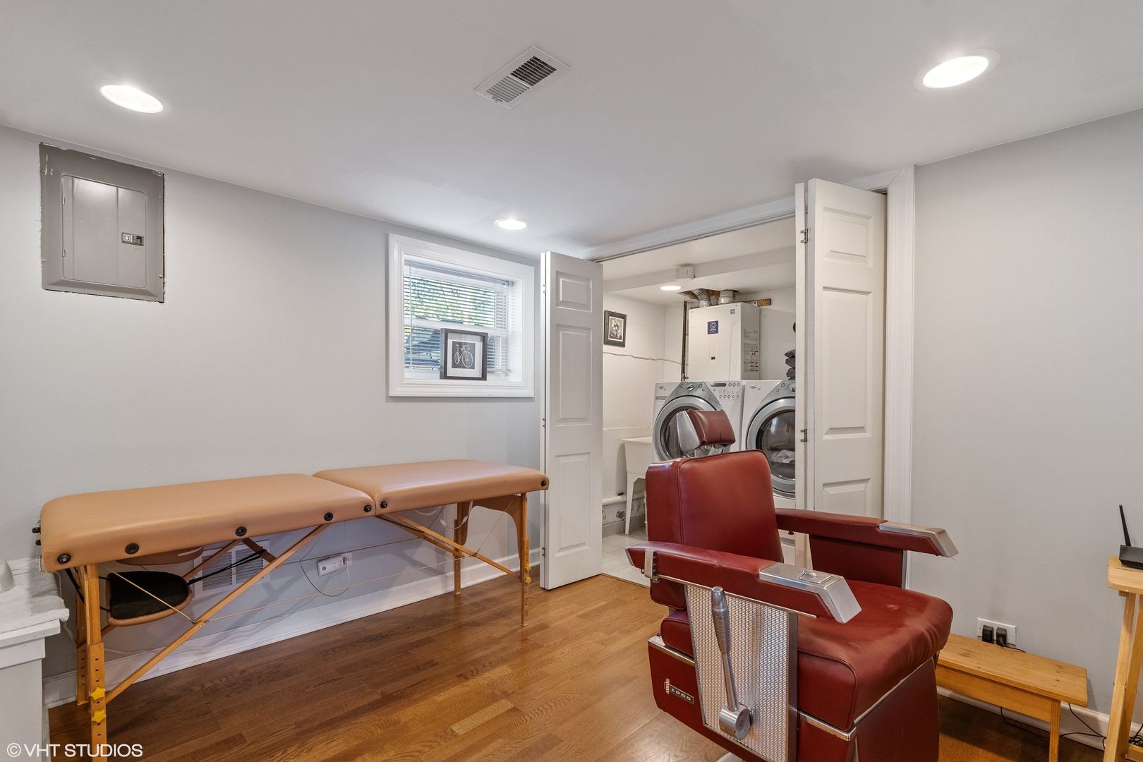 214 Michael Manor Glenview, IL 60025 - Photo 13 of 17