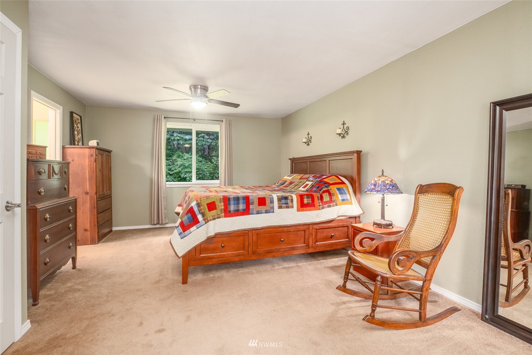 7030 Zangle Road Northeast Olympia, WA 98506 - Photo 13 of 35 Gallery Image 13