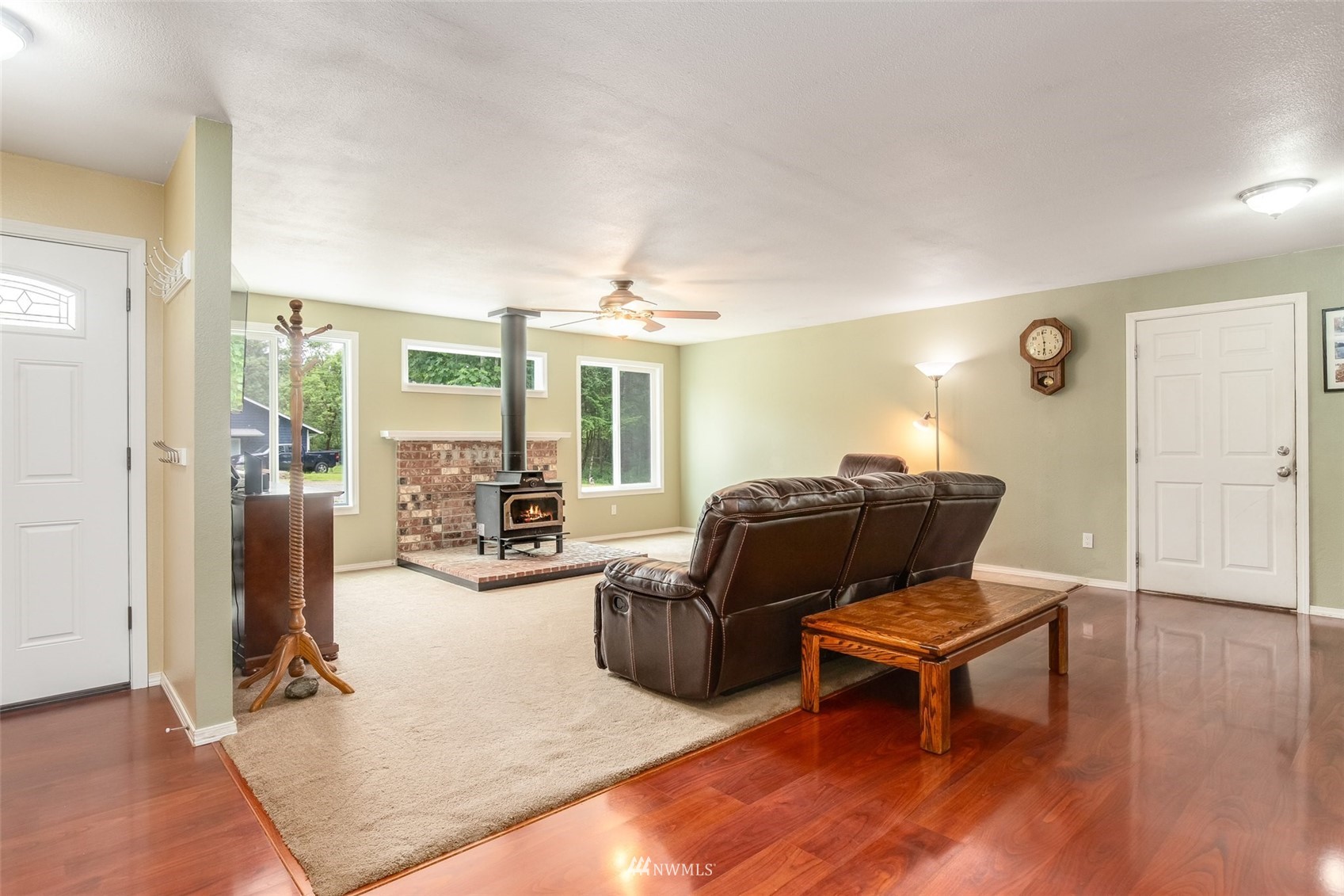 7030 Zangle Road Northeast Olympia, WA 98506 - Photo 3 of 35 Gallery Image 3