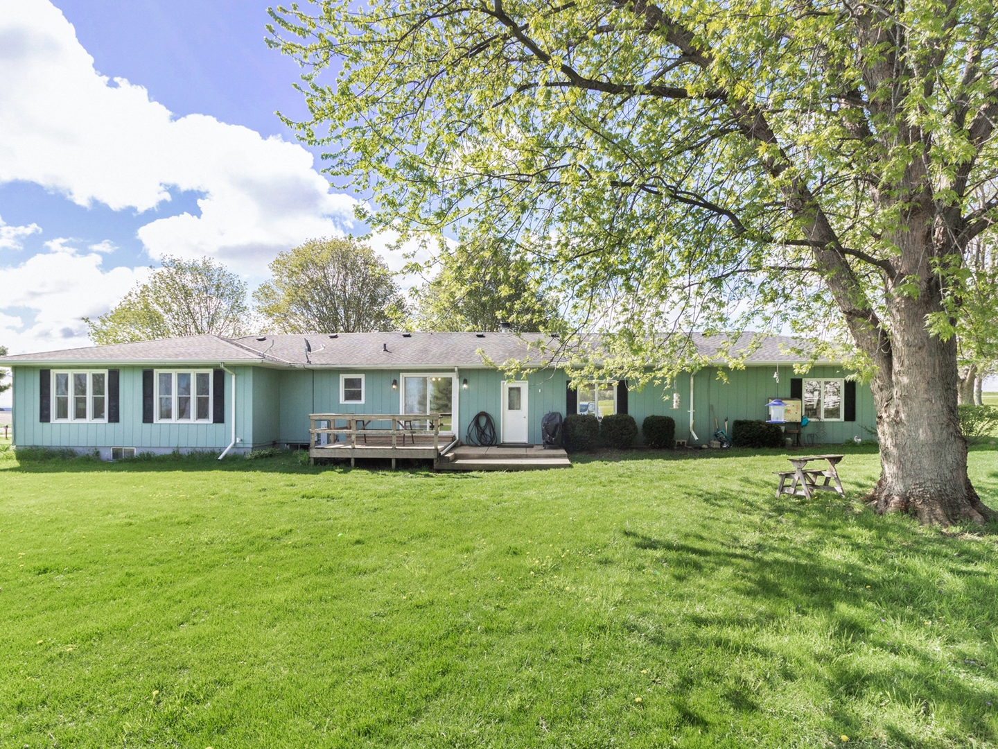 3017 Graham Road Somonauk, IL 60552 - Photo 26 of 30 a view of a house with a big yard and large trees