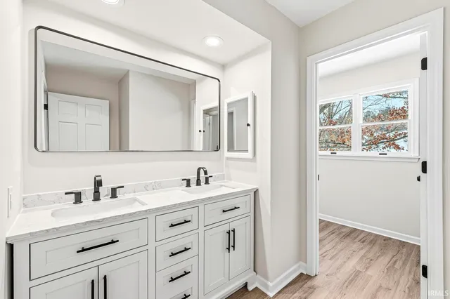 $429,900 | 55800 Raintree Drive, Osceola, IN 46561