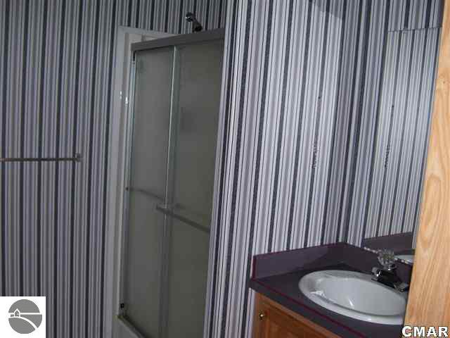 3594 West Stewart Road Shepherd, MI 48883 - Photo 16 of 18 1767248-15.JPG