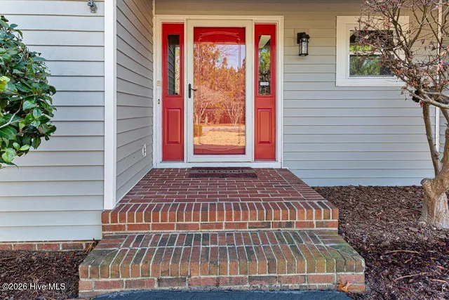 $565,000 | 1360 Burning Tree Road, Pinehurst, NC 28374