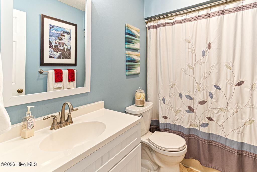 1360 Burning Tree Road Pinehurst, NC 28374 - Photo 25 of 41 Guest Bathroom