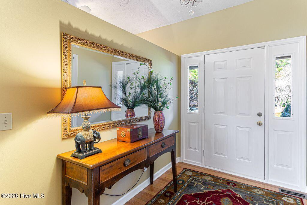 1360 Burning Tree Road Pinehurst, NC 28374 - Photo 3 of 41 Foyer