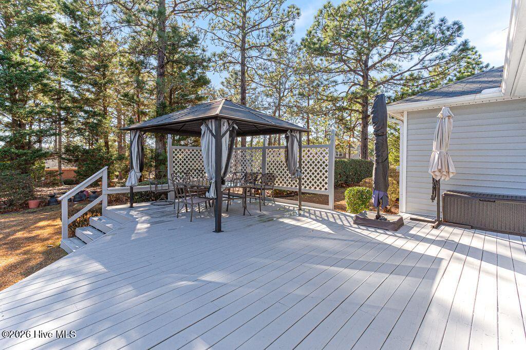 1360 Burning Tree Road Pinehurst, NC 28374 - Photo 31 of 41 Patio