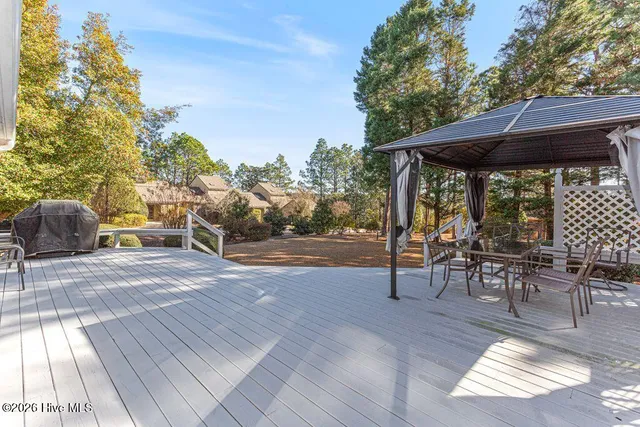 $565,000 | 1360 Burning Tree Road, Pinehurst, NC 28374
