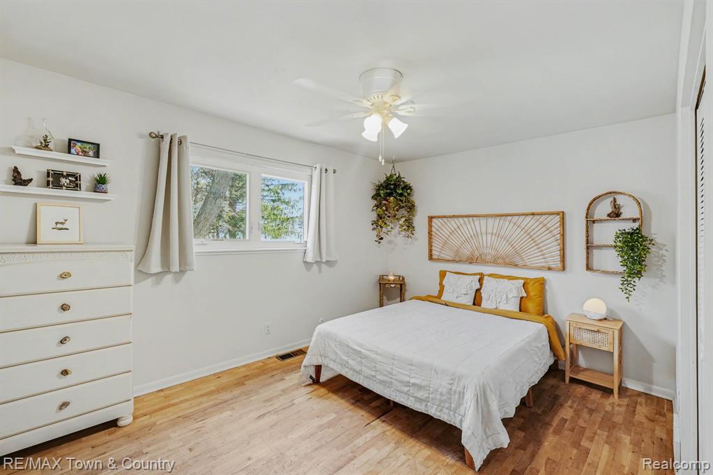527 Spring Lane Flushing, MI 48433 - Photo 11 of 39