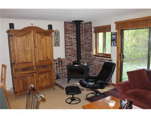 84 Ridge Run Road, Unit F6 Newry, ME 04261 - Photo 5 of 10 Living Room.