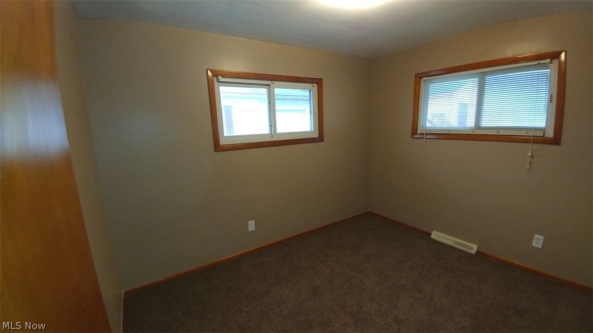 11420 Hempstead Road Garfield Heights, OH 44125 - Photo 16 of 30