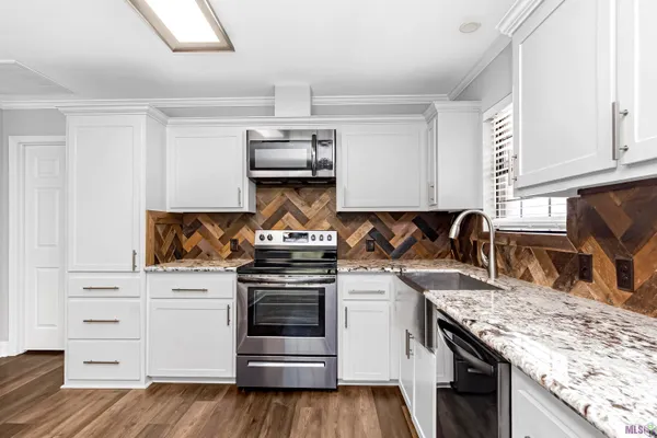 $305,000 | 28675 Red Oak Drive, Walker, LA 70785