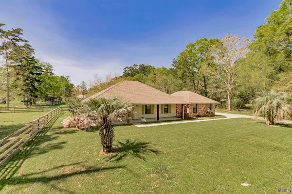 $305,000 | 28675 Red Oak Drive, Walker, LA 70785